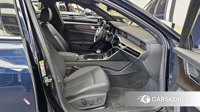 Audi A6 (C8) 2023 Синий из Кореи, фото 2