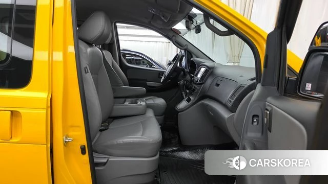 Hyundai The New Grand Starex 2018 Желтый из Кореи, фото 2