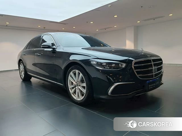 Mercedes-Benz S-Class 2024 Черный из Китая, фото 2