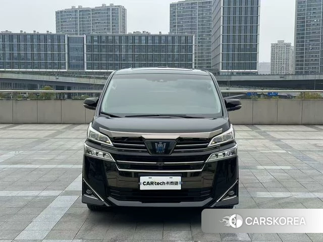 Toyota Vellfire 2023 Черный из Китая, фото 2