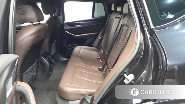 BMW X4 (G02) 2023 Черный из Кореи, фото 2