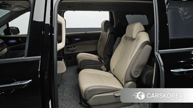 Kia Carnival 4th generation 2023 Черный из Кореи, фото 2