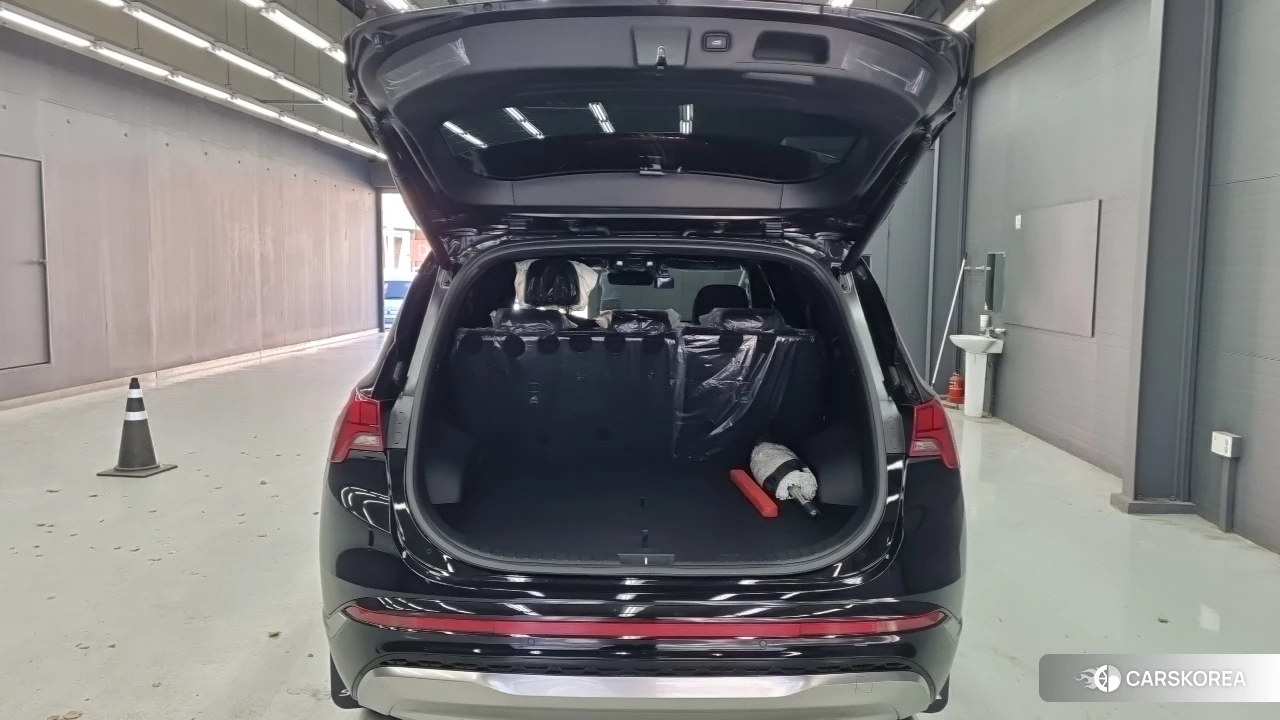 Hyundai The New Santa Fe 2023 Черный из Кореи, фото 2