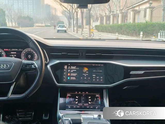 Audi A6 2021 Черный из Китая, фото 2