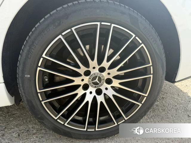 Mercedes-Benz C-class 2023 Белый из Китая, фото 2