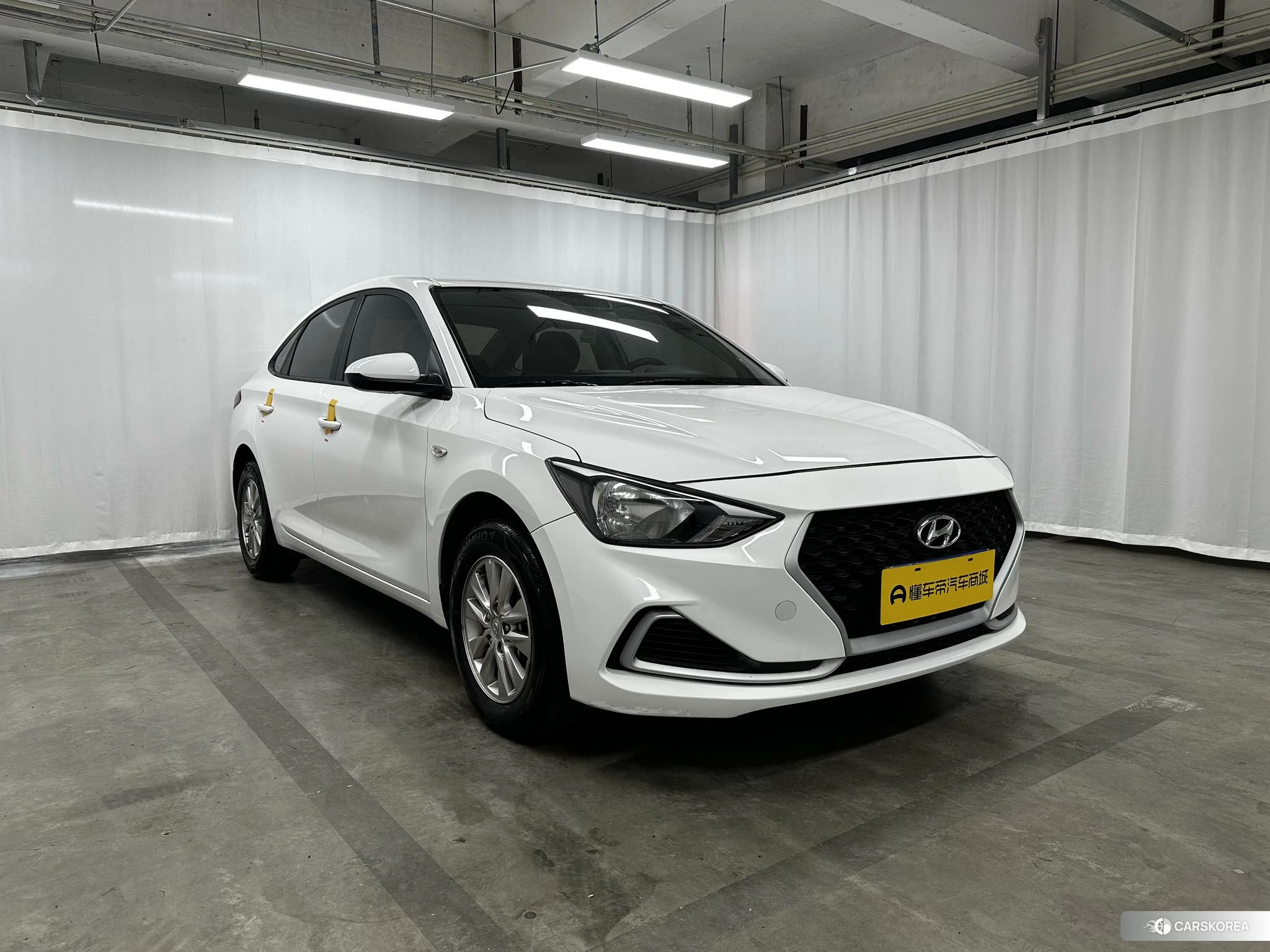 Hyundai Celesta 2020 Белый из Китая, фото 2