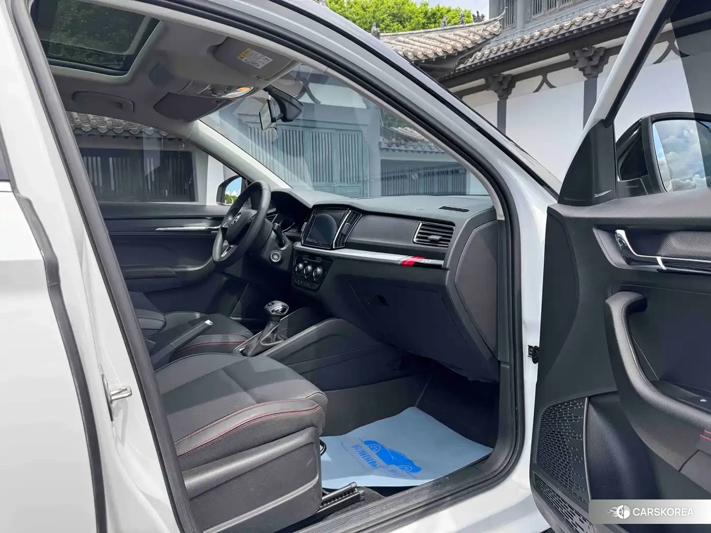 Skoda Kamiq 2023 Белый из Китая, фото 2