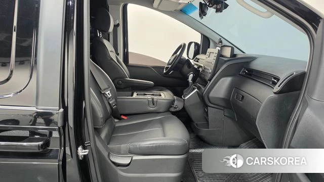Hyundai Staria 2025 Черный из Кореи, фото 2