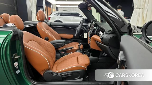 Mini Cooper S Convertible 2024 Темно-зеленый из Кореи, фото 2
