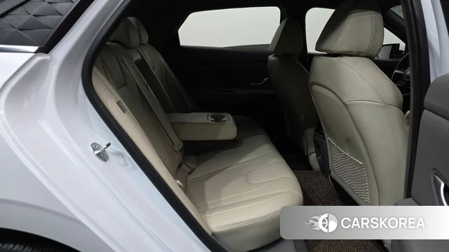 Hyundai The New Avante (CN7) 2024 Белый из Кореи, фото 2