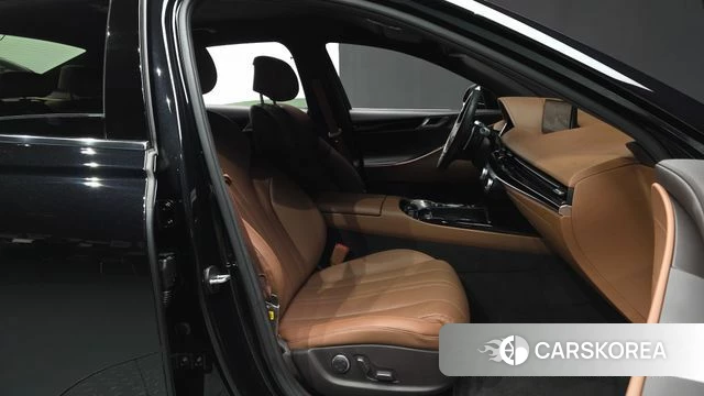Genesis G80 (RG3) 2022 Черный из Кореи, фото 2