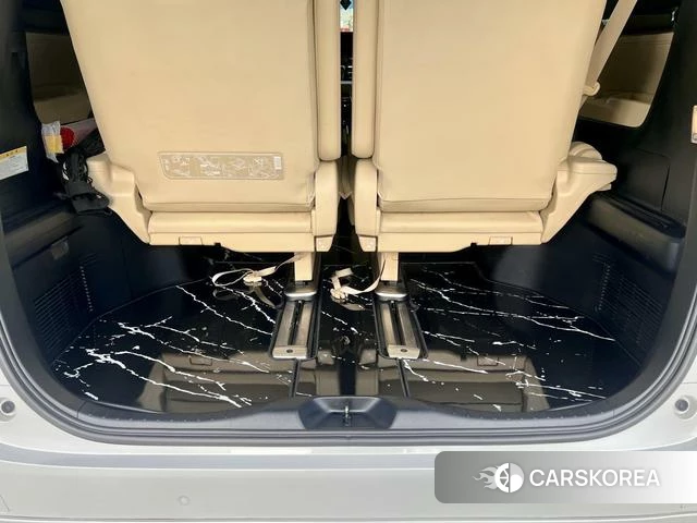 Toyota Alphard 2021 Белый из Китая, фото 2