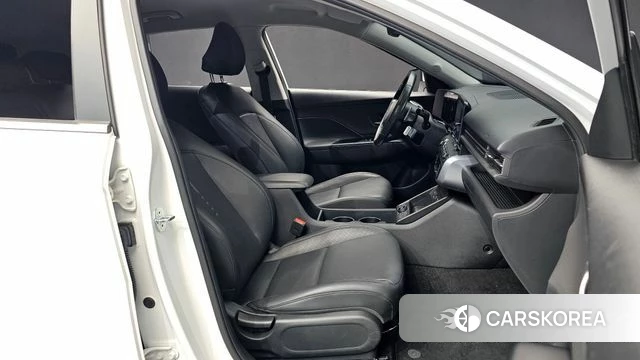 Hyundai Kona (SX2) 2023 Белый из Кореи, фото 2