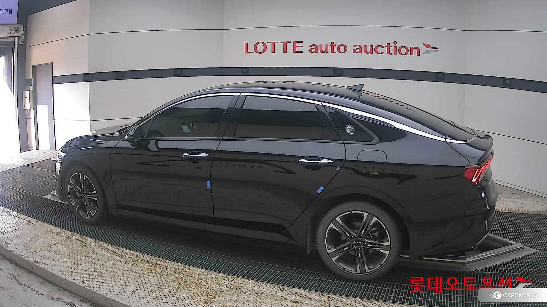 Kia K5 2023 Aurora Black Pearl из Кореи, фото 2