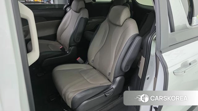 Kia The New Carnival 4th Generation 2024 Белый из Кореи, фото 2