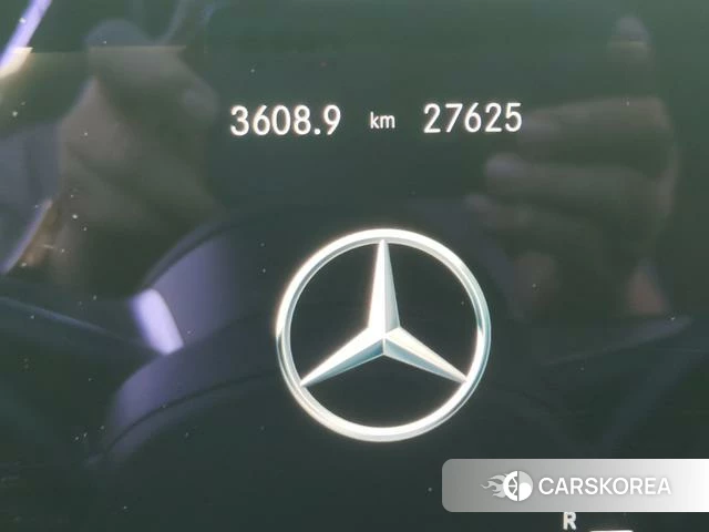 Mercedes-Benz E-Class 2023 Черный из Китая, фото 2