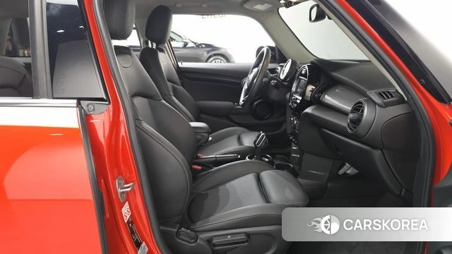 Mini Cooper 2020 Оранжевый из Кореи, фото 2