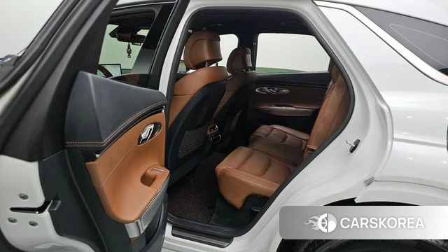 Genesis GV70 2022 Белый из Кореи, фото 2