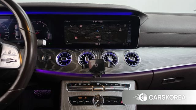 Mercedes-Benz CLS-Class C257 2019 Белый из Кореи, фото 2