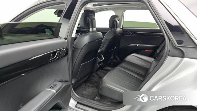 Hyundai Grandeur (GN7) 2022 Серебристо-серый из Кореи, фото 2