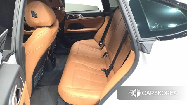 BMW i4 2022 Белый из Кореи, фото 2