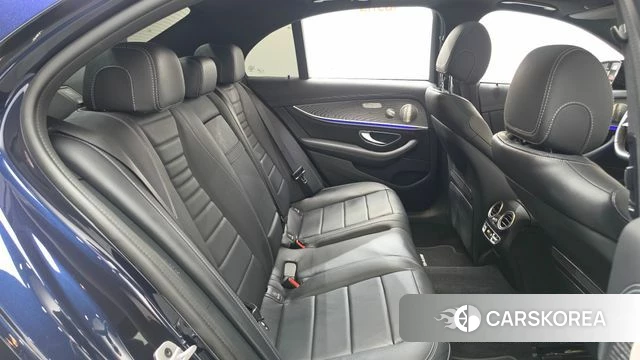 Mercedes-Benz E-Class W213 2023 Синий из Кореи, фото 2