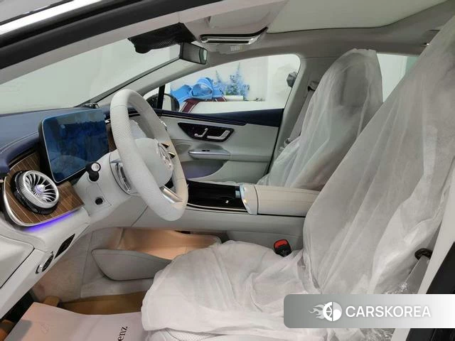 Mercedes-Benz EQE 2025 Черный из Китая, фото 2