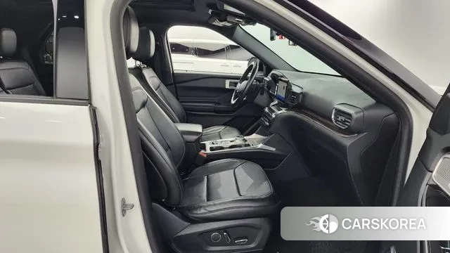 Ford Explorer 6th Generation 2020 Белый из Кореи, фото 2
