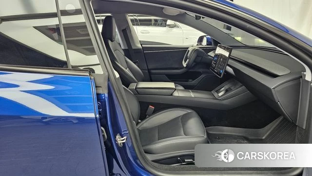 Tesla Model 3 2024 Синий из Кореи, фото 2
