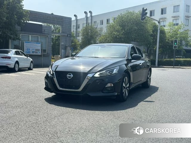 Nissan Altima 2021 Черный из Китая, фото 2