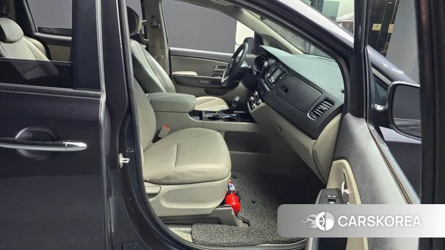 Kia The New Carnival 2018 Серый из Кореи, фото 2