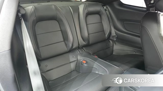 Ford Mustang 2022 Черный из Кореи, фото 2