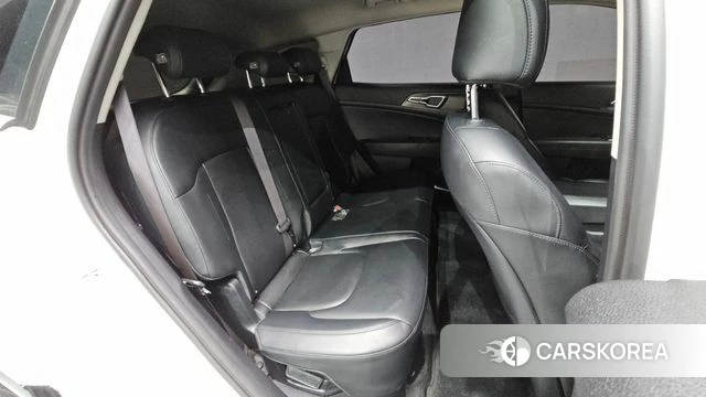 Kia Sportage 5th Generation Hybrid 2021 Белый из Кореи, фото 2