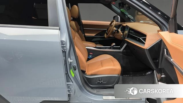 Ssangyong Torres 2022 Серебристо-серый из Кореи, фото 2