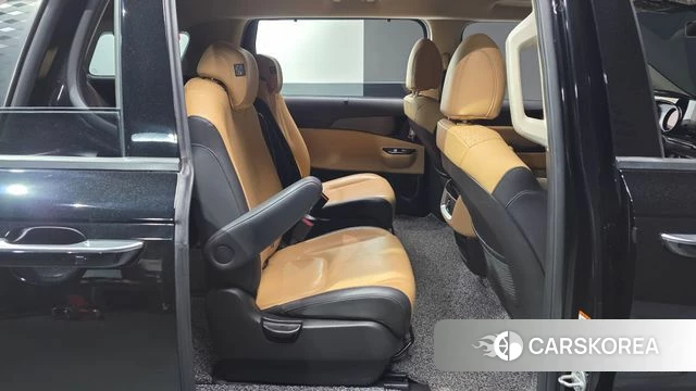 Kia Carnival 4th generation 2022 Черный из Кореи, фото 2