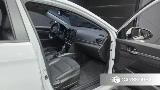 Hyundai The New Avante AD 2019 Белый из Кореи, фото 2