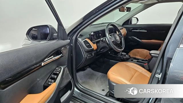 Kia The New Seltos 2023 Серый из Кореи, фото 2