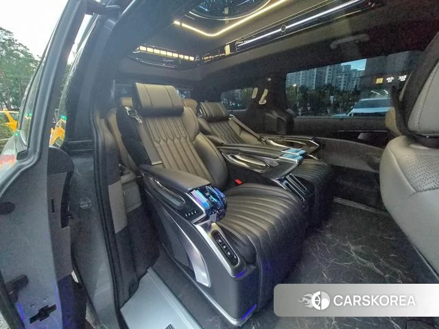 Kia The New Carnival 4th Generation 2024 Серый из Кореи, фото 2