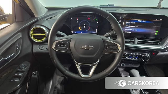 Chevrolet (GM Daewoo) Trax Crossover 2023 Желтый из Кореи, фото 2