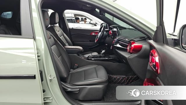 Chevrolet (GM Daewoo) Trax Crossover 2023 Светло-зеленый из Кореи, фото 3