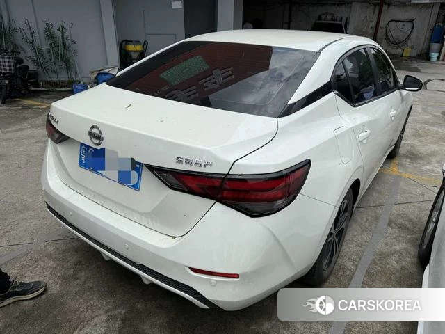 Nissan Sylphy 2021 Белый из Китая, фото 2