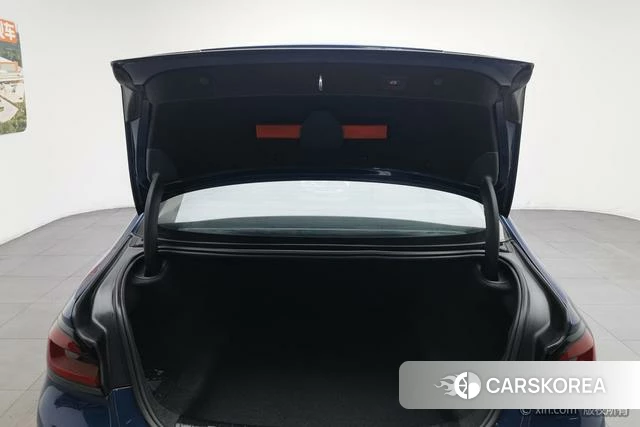 BMW 5 series 2021 Синий из Китая, фото 2