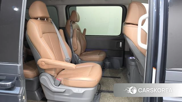 Hyundai Staria 2022 Серый из Кореи, фото 2