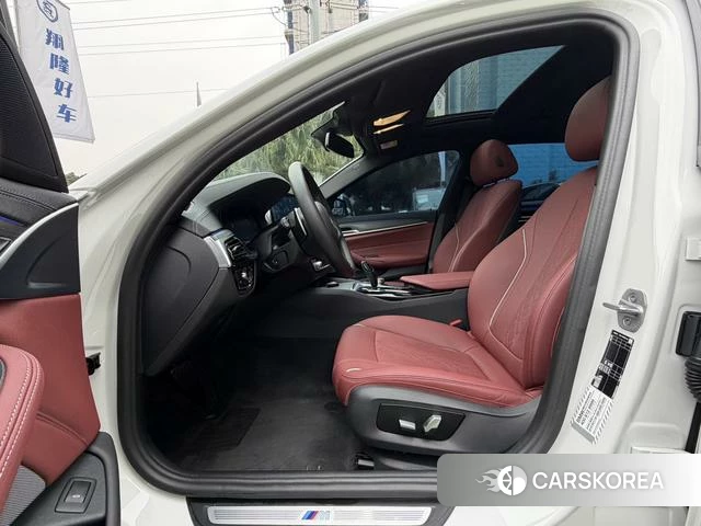 BMW 5 series 2023 Белый из Китая, фото 2