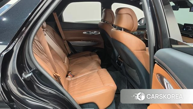 Genesis GV70 2022 Черный из Кореи, фото 2