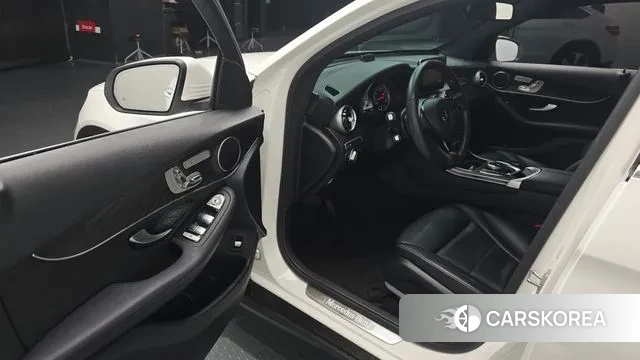 Mercedes-Benz GLC-Class X253 2019 Белый из Кореи, фото 2