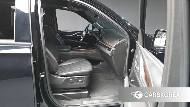 Cadillac Escalade 5th Generation 2023 Черный из Кореи, фото 2