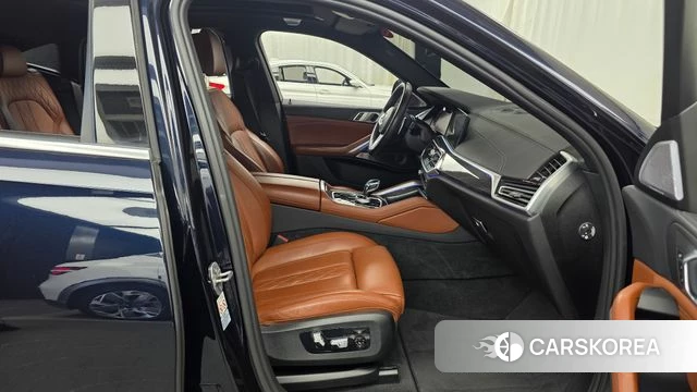 BMW X6 (G06) 2021 Черный из Кореи, фото 2