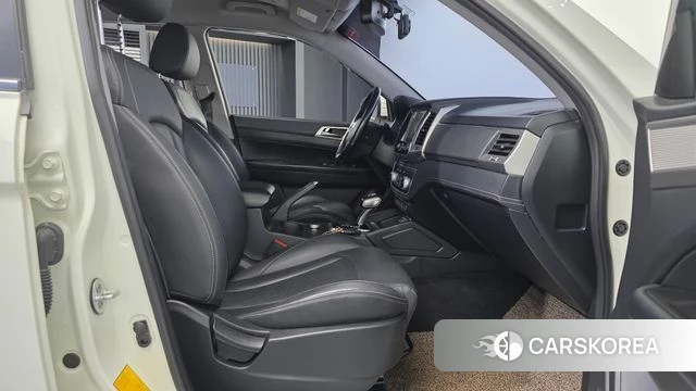 Ssangyong Rexton Sports 2019 Белый из Кореи, фото 2