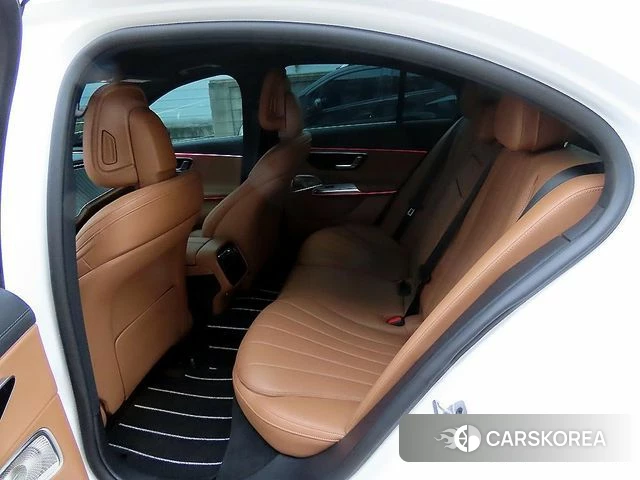 Mercedes-Benz E-Class W214 2025 Белый из Кореи, фото 2